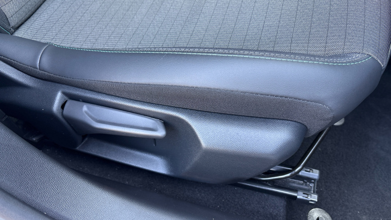 Peugeot 208 1.2 PureTech 100 Allure Premium + 5dr Petrol Hatchback